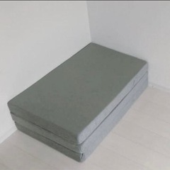 広めのシングル3つ折リマットレス
の画像