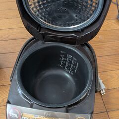 象印　炊飯器　5.5合炊きの画像