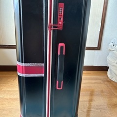 スーツケースの画像