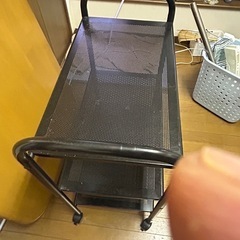 ワゴン
の画像
