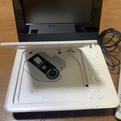 ポータブルDVD/CDプレーヤーの画像