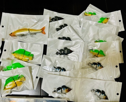 ハンドメイドルアー 約60個セット（タイ製）ビッグベイト／S字スイム系 ハンドメイドルアー 約60個セット（タイ製）ビッグベイト／S字スイム系