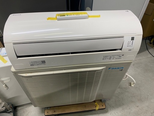 お薦め品‼️分解洗浄済み‼️ダイキンエアコン14-17畳用4.0kW2023年