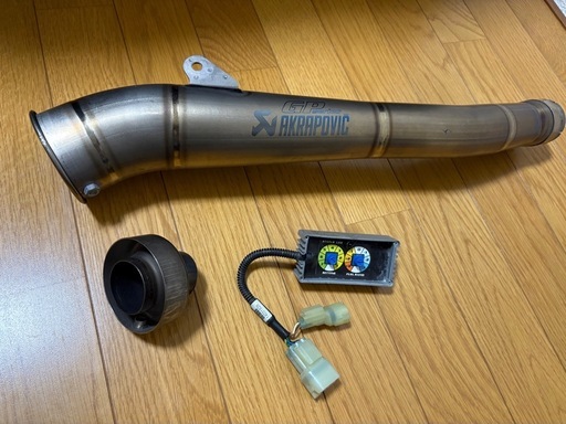 GSX-R６００用AKRAPOVIC チタンマフラー  K8/K9/L0  サブコンセット