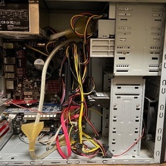 音楽エンジニアの方から譲り受けた PCハードディスク類ですの画像