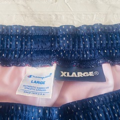 X-LARGE × CHAMPION コラボ　メッシュハーフパンツ　の画像