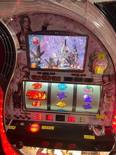 超レア台‼️パチスロ　戦国無双　アミューズ仕様