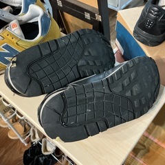 スニーカー👟NIKEナイキローカットスニーカーエアマックス24cmシューズ靴黒白ブラックホワイトの画像