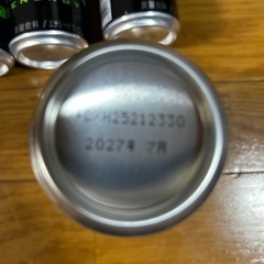 モンスターエナジー8本の画像