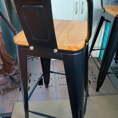 カウンターチェアの画像