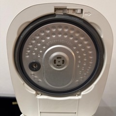 アイリスオーヤマ　5合炊飯器　2017年製の画像