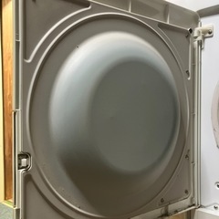 衣類乾燥機の画像