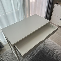 【中古品】イケヤ
デスクの画像