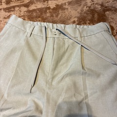 GU メンズ　Mの画像