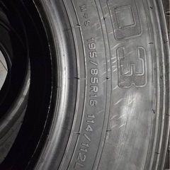 新品未使用 195/85R16 冬用タイヤ ダンロップ 4本セットの画像
