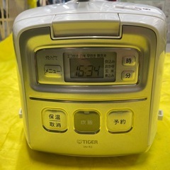【中古】¥4,500 タイガー3合炊飯器　2021ねんせ年製　【IJ22】の画像