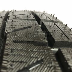 【新品】YOKOHAMA ice GUARD iG70 195/60R16 89Q 16インチ スタッドレス 1本 21年製 セレナ ノートe-POWER フロンクス等　(STV027)の画像