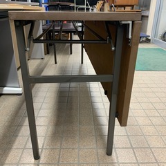 【ジモティー割引で最大15％OFF⭐️】 会議机 折りたたみの画像