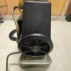 HITACHI BEBICON オイルフリー コンプレッサーの画像