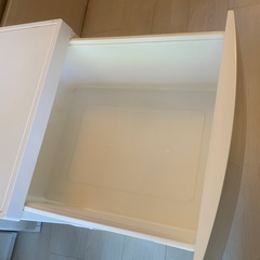 収納ボックスの画像