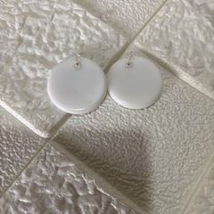 ミュウロゴピアス ホワイトの画像