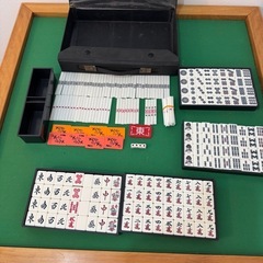 麻雀卓 椅子雀牌の5点の画像