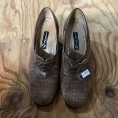レースアップシューズ🥿パンチングレザーRondooriginalパンプスシューズ22.5cmローファーレディース👱‍♀️茶色の画像