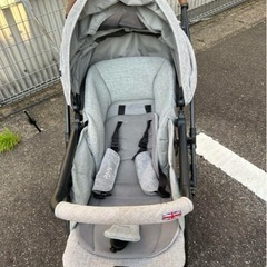 Joie ベビーカー グレー コンパクト折りたたみA型の画像