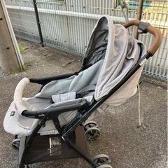 Joie ベビーカー グレー コンパクト折りたたみA型の画像