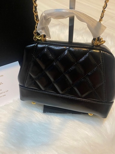 CHANEL チェーンショルダーバッグ
