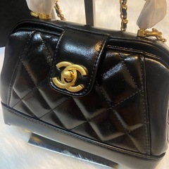 CHANEL チェーンショルダーバッグの画像
