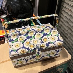 Royal ハンドミシン ポータブル　卓上ミシン　の画像