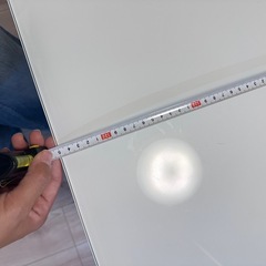 ダイニングテーブルの画像