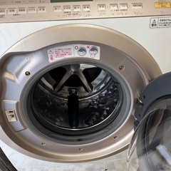 ドラム式電気洗濯乾燥機の画像