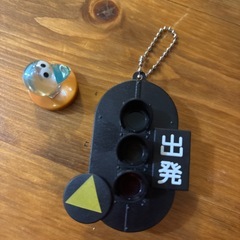 信号機キーホルダー　　キョロちゃんスタンプの画像