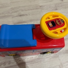 アンパンマン バスの画像