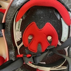 OGK kabuto子供用ヘルメと
膝・肘プロテクターセット。の画像