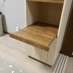 キッチン収納棚の画像