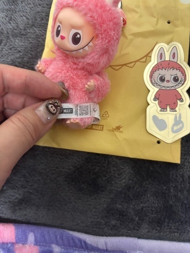 ①　イニシャル　ラブブ　シークレット　❤️