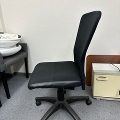 椅子　チェア　事務椅子　の画像