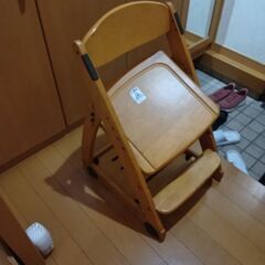 学習机の椅子の画像