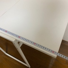 机の画像