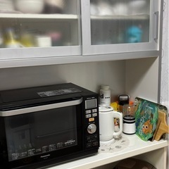 食器棚の画像