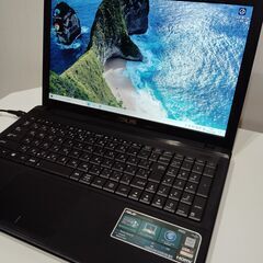 ASUS X55U ノートパソコンの画像
