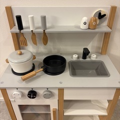 キッチン　おままごと　おもちゃ　木製の画像
