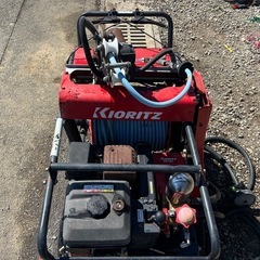 共立 自走式　キャリーエンジンセット動噴 動力噴霧機 セット動噴　動噴　VRC457F　ラジコン　給水ホース　排水ホース付き 散布ノズル付き 自動巻取　散布　除草　潅水　防除 6.3馬力 宮崎　簡易始動動画ありの画像