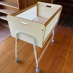 ベビーベッド
の画像