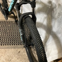 値下げしました！美品！【Bianchi DUEL27.0 2022年頃モデル フレームサイズ43 24段変速】すぐお乗り頂けます！整備済！一部地域送料無料！の画像