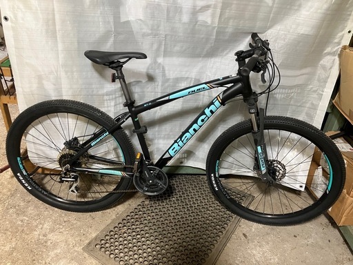 値下げしました！美品！【Bianchi DUEL27.0 2022年頃モデル フレームサイズ43 24段変速】すぐお乗り頂けます！整備済！一部地域送料無料！