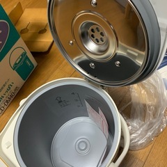 新品象印　4リットル　の画像
